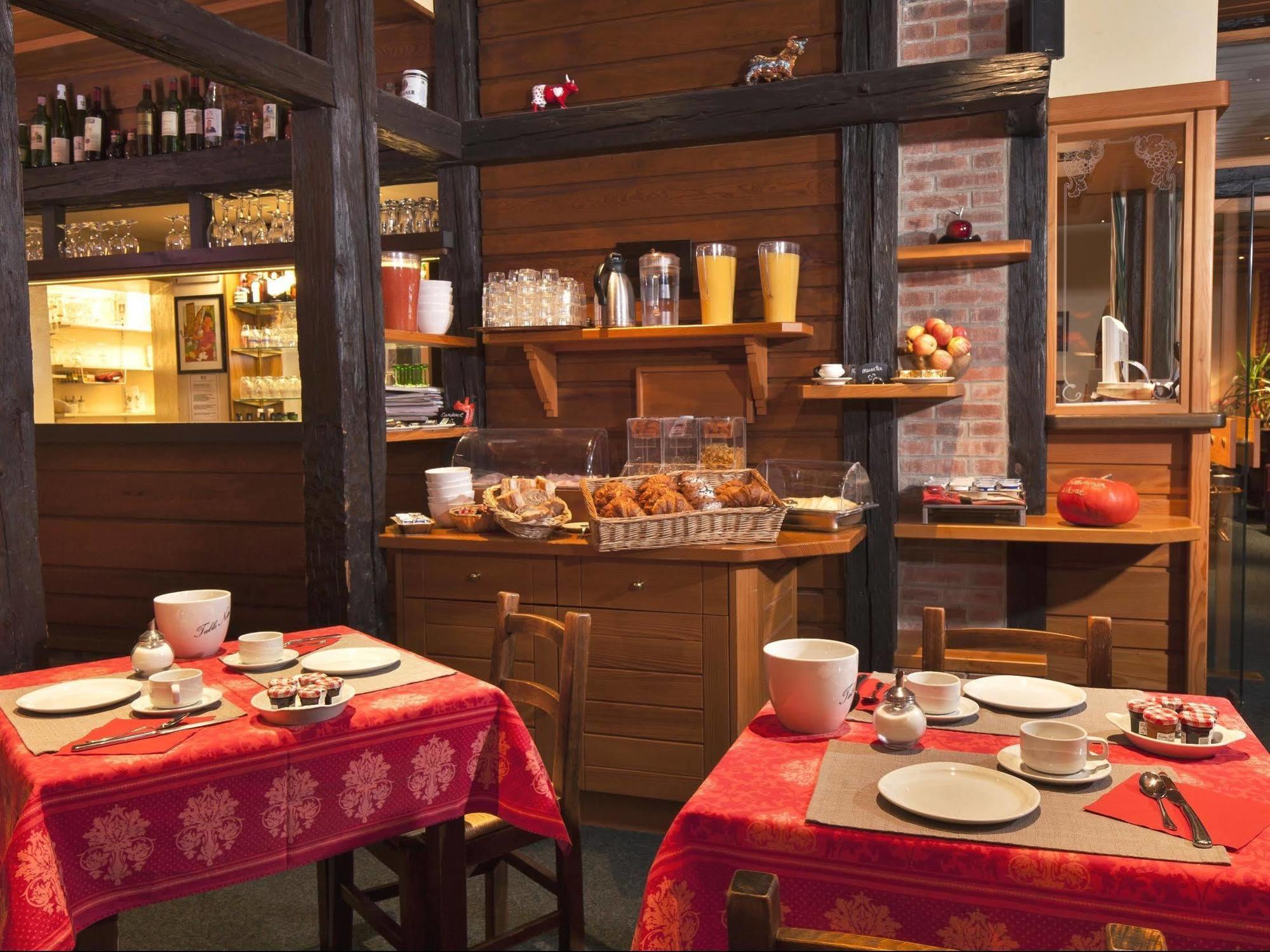 Logis Hotel De La Tour Ribeauvillé Zewnętrze zdjęcie