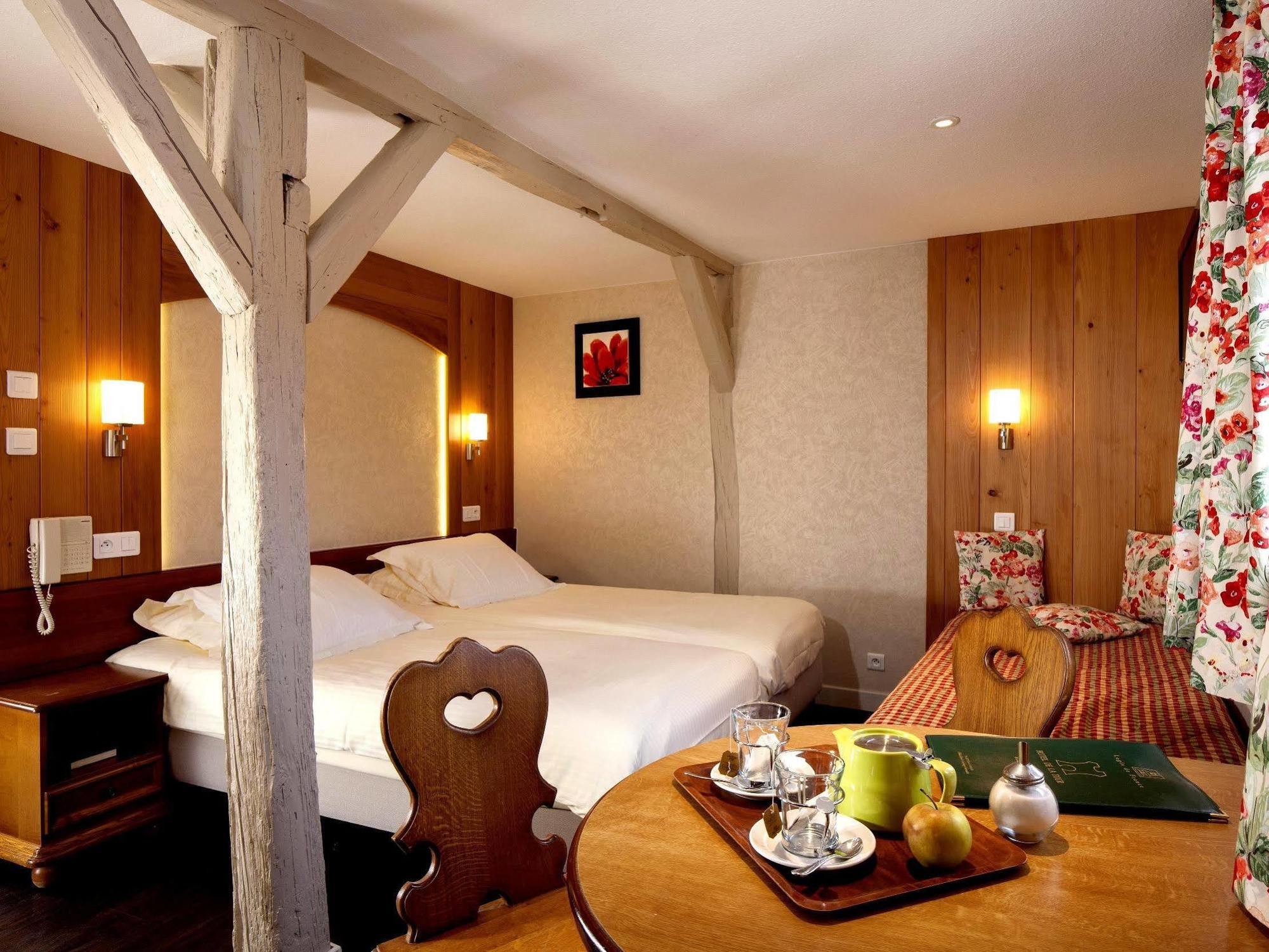 Logis Hotel De La Tour Ribeauvillé Zewnętrze zdjęcie